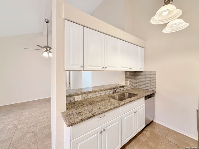 5403 ENCANTA ST, San Antonio, TX 78233
