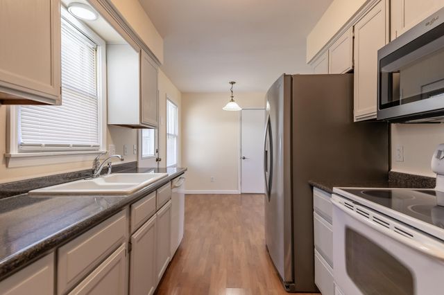 714 Cottonwood Street, Buffalo, MO 65622