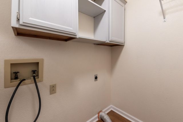 714 Cottonwood Street, Buffalo, MO 65622