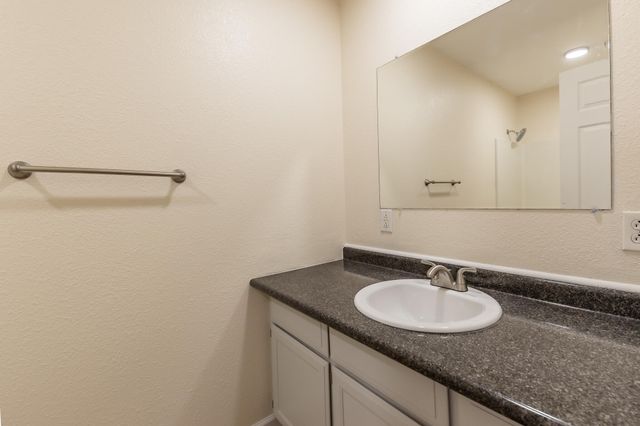 714 Cottonwood Street, Buffalo, MO 65622