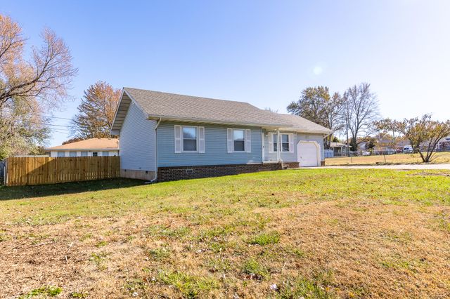 714 Cottonwood Street, Buffalo, MO 65622