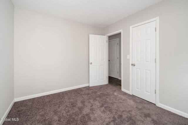 420 Chiswell Road, Schenectady, NY 12304