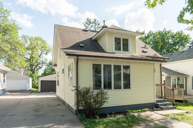 188 Wyoming Street E, Saint Paul, MN 55107