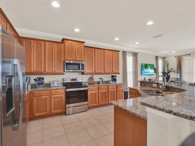 7564 MARKER AVENUE, Kissimmee, FL 34747