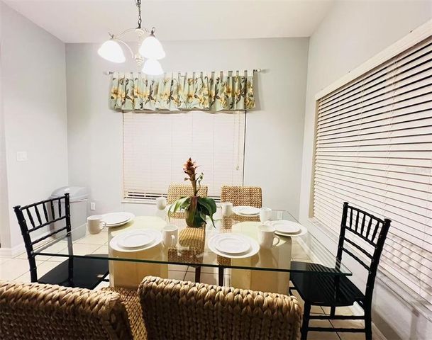 2356 CARAVELLE CIRCLE, Kissimmee, FL 34746