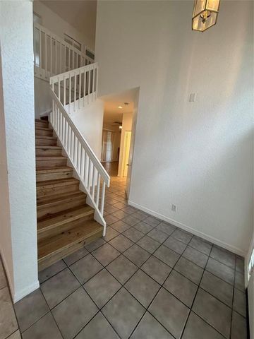 2927 Bogota Avenue, Hollywood, FL 33026