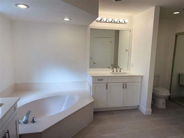 2927 Bogota Avenue, Hollywood, FL 33026
