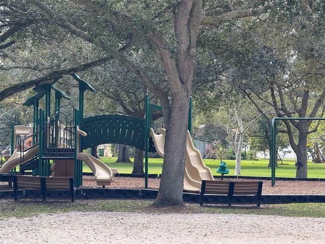 2927 Bogota Avenue, Hollywood, FL 33026