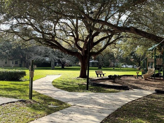 2927 Bogota Avenue, Hollywood, FL 33026