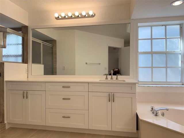 2927 Bogota Avenue, Hollywood, FL 33026