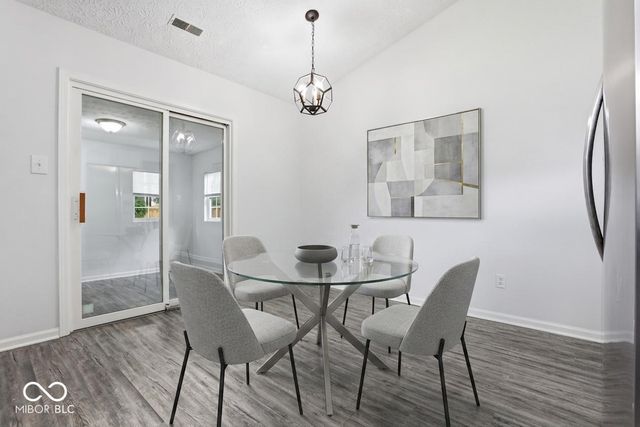 2654 Cooper Pointe Circle, Indianapolis, IN 46268