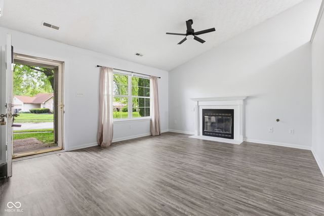 2654 Cooper Pointe Circle, Indianapolis, IN 46268