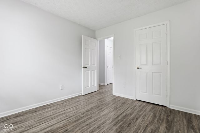 2654 Cooper Pointe Circle, Indianapolis, IN 46268