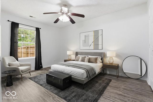 2654 Cooper Pointe Circle, Indianapolis, IN 46268