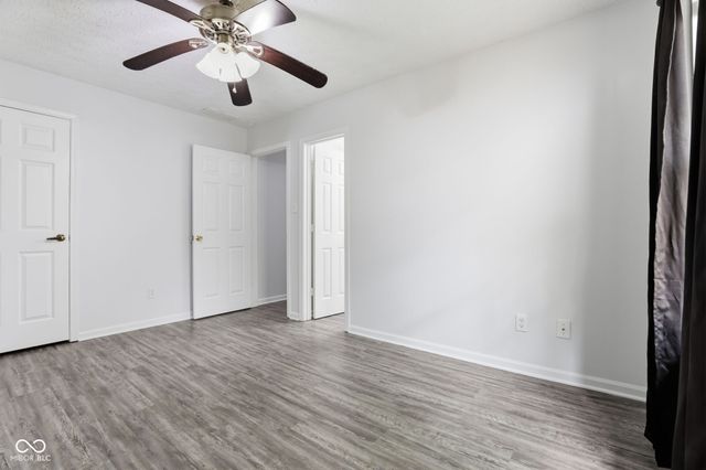2654 Cooper Pointe Circle, Indianapolis, IN 46268
