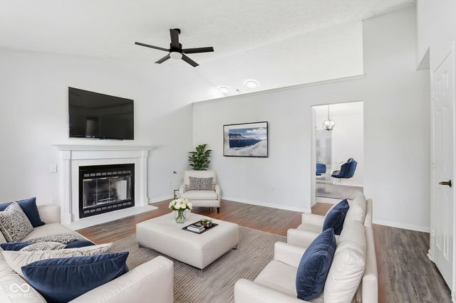 2654 Cooper Pointe Circle, Indianapolis, IN 46268