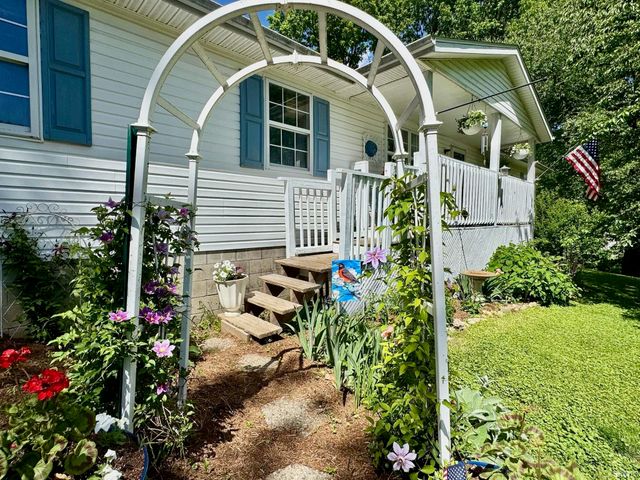 45 Hickory Heights Drive, Bedford, IN 47421