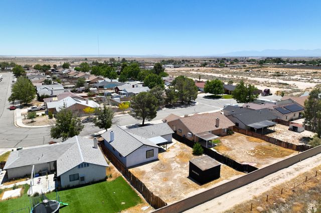 2309 Thistle Street, Rosamond, CA 93560