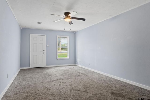 1520 E Hankerson st., Tyler, TX 75701