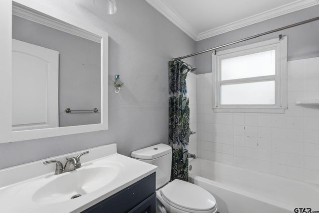 1520 E Hankerson st., Tyler, TX 75701