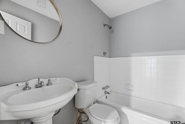 1520 E Hankerson st., Tyler, TX 75701