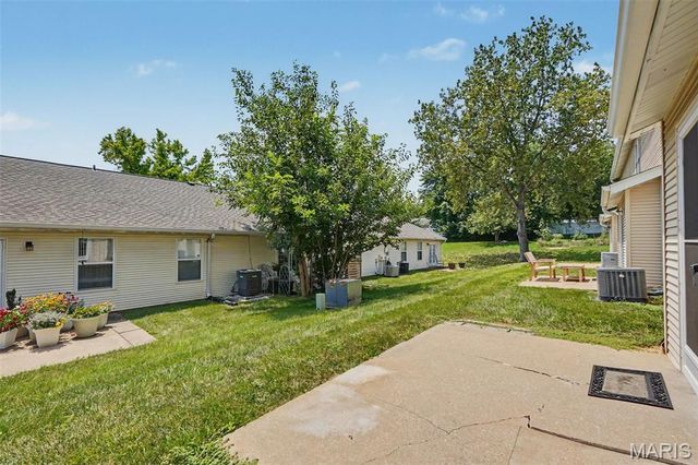 3129 Windwood Trails Drive, St Peters, MO 63303
