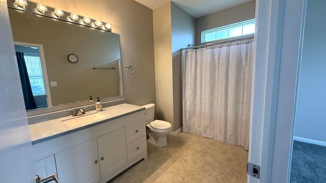 1719 Devonshire Lane, Shorewood, IL 60404