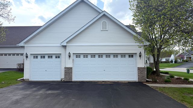 1719 Devonshire Lane, Shorewood, IL 60404