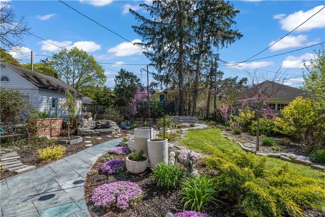 123 Trafalgar Street, Rochester, NY 14619