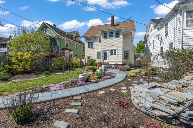 123 Trafalgar Street, Rochester, NY 14619