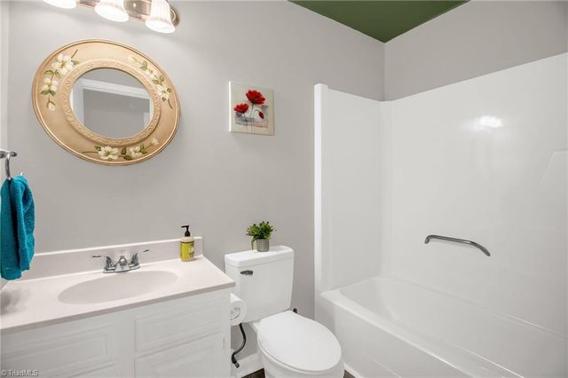 176 Terrace Lane, Lexington, NC 27292