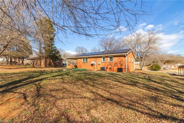 176 Terrace Lane, Lexington, NC 27292