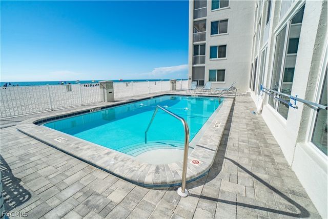 26000 Hickory BLVD 303, Bonita Springs, FL 34134