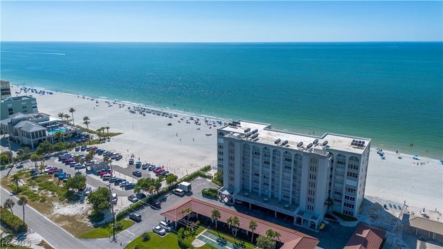 26000 Hickory BLVD 303, Bonita Springs, FL 34134