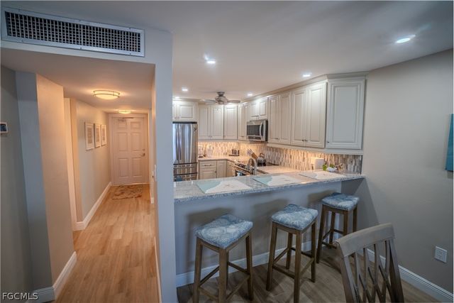 26000 Hickory BLVD 303, Bonita Springs, FL 34134