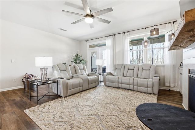 44 Honeydew Lane, Dallas, GA 30157