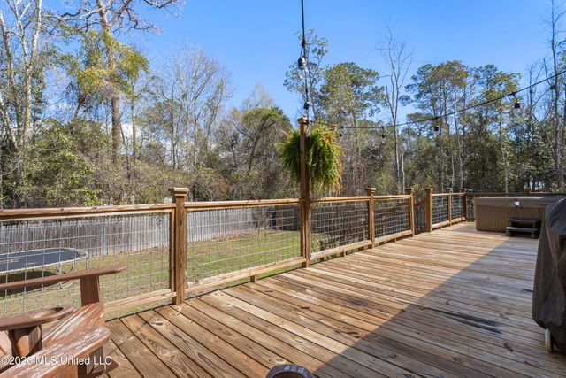 6465 Apelehama Road, Diamondhead, MS 39525