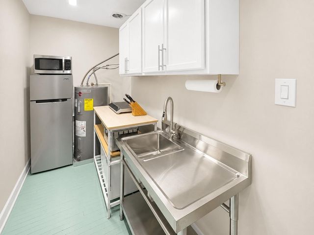 2320 Gramercy Street, Houston, TX 77030