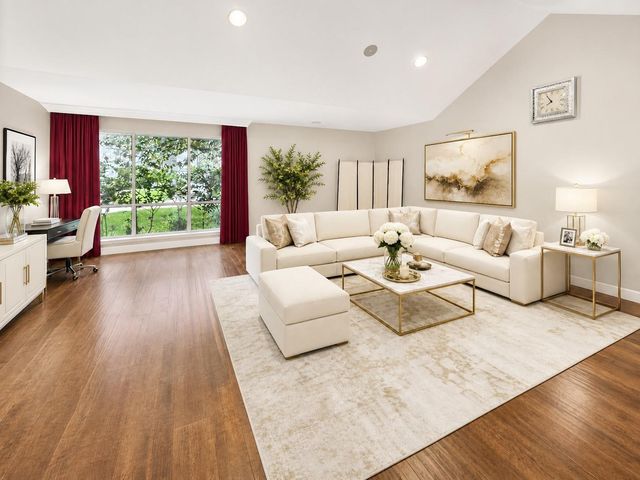 2320 Gramercy Street, Houston, TX 77030