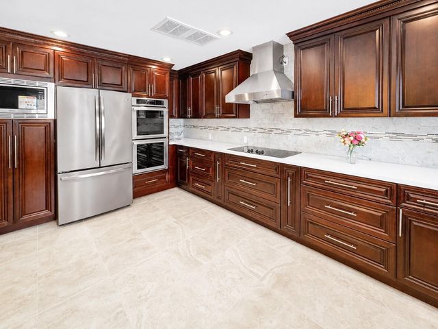 2320 Gramercy Street, Houston, TX 77030