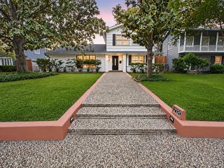 2320 Gramercy Street, Houston, TX 77030