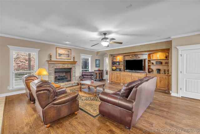 1204 W Fargo Lane, Broken Arrow, OK 74012