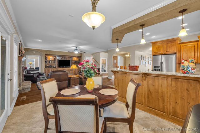 1204 W Fargo Lane, Broken Arrow, OK 74012