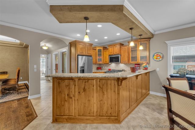 1204 W Fargo Lane, Broken Arrow, OK 74012