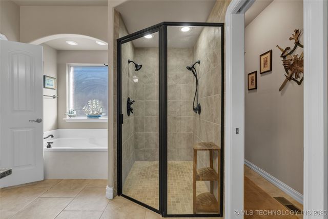 1204 W Fargo Lane, Broken Arrow, OK 74012