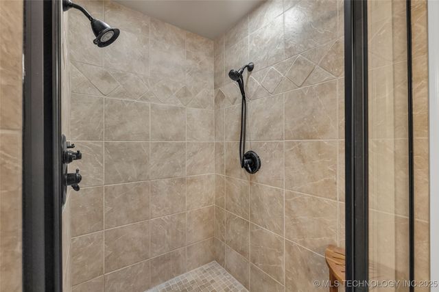 1204 W Fargo Lane, Broken Arrow, OK 74012