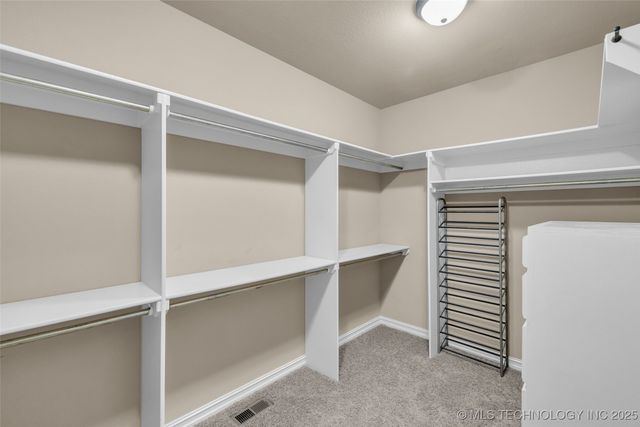 1204 W Fargo Lane, Broken Arrow, OK 74012