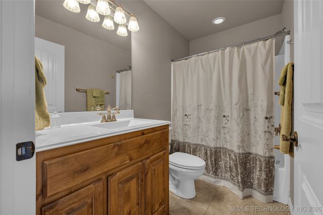 1204 W Fargo Lane, Broken Arrow, OK 74012