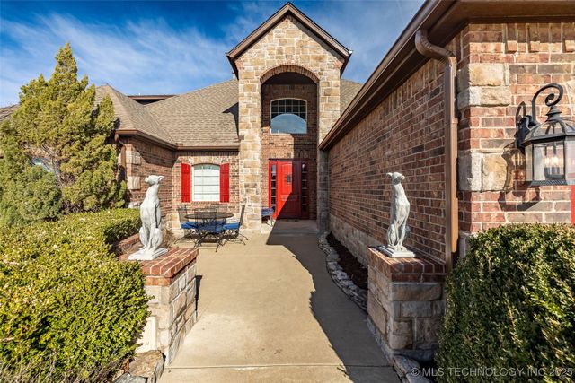 1204 W Fargo Lane, Broken Arrow, OK 74012