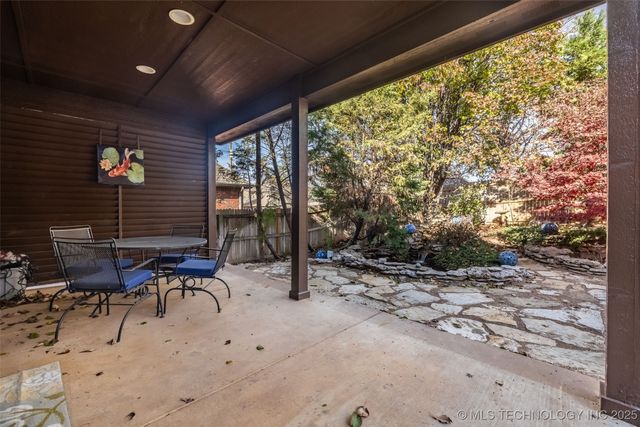 1204 W Fargo Lane, Broken Arrow, OK 74012